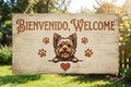Cartel bienvenido welcome Yorkshire Terrier con huellas y corazón litografía madera 19x28 cm