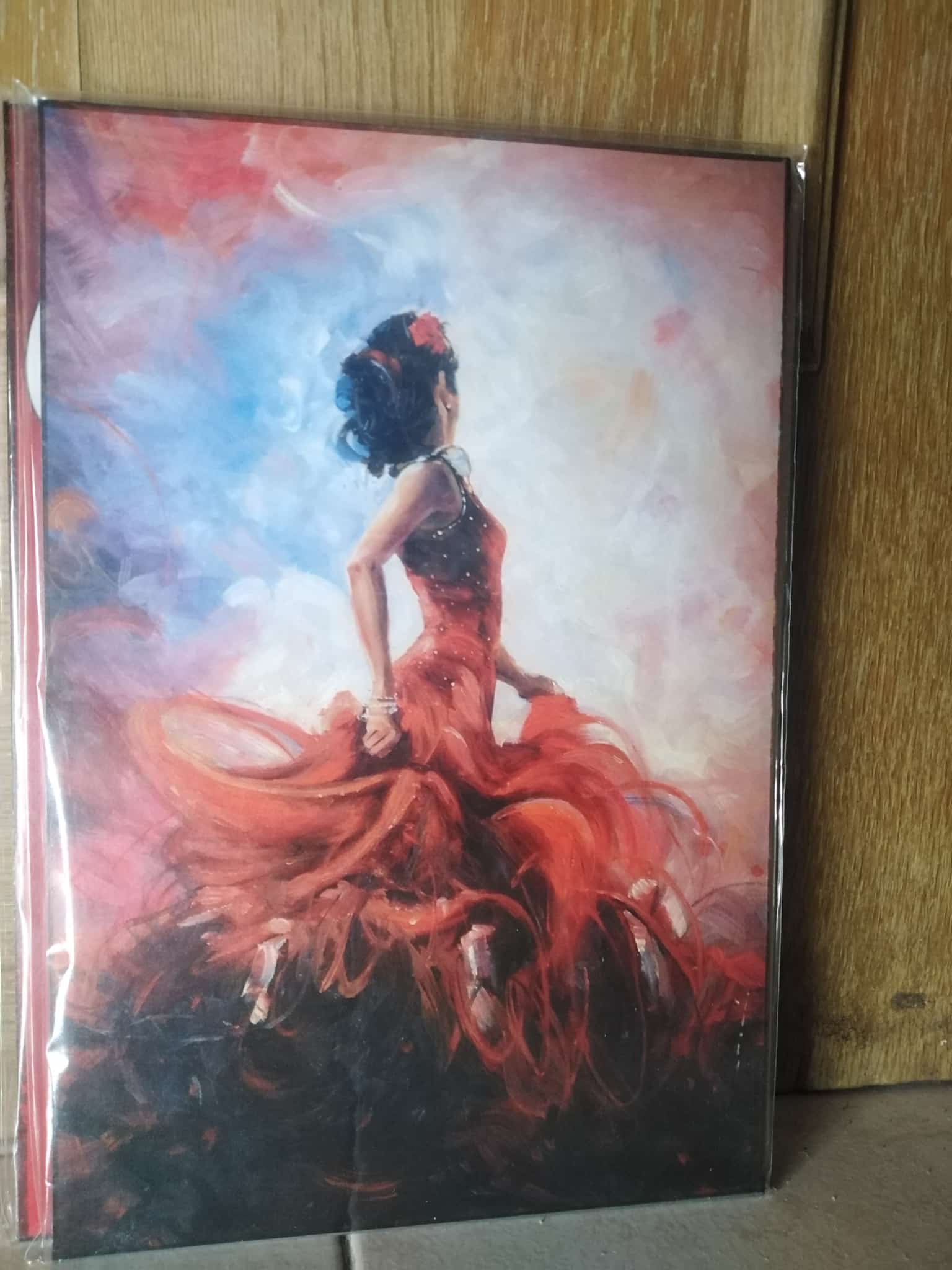 Cuadro de madera flamenca con vestido rojo en movimiento